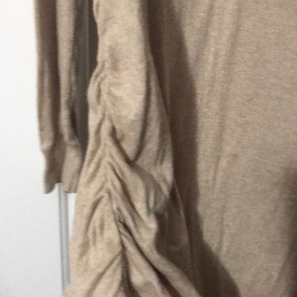 Maternity sweater - Picture 3 of 5